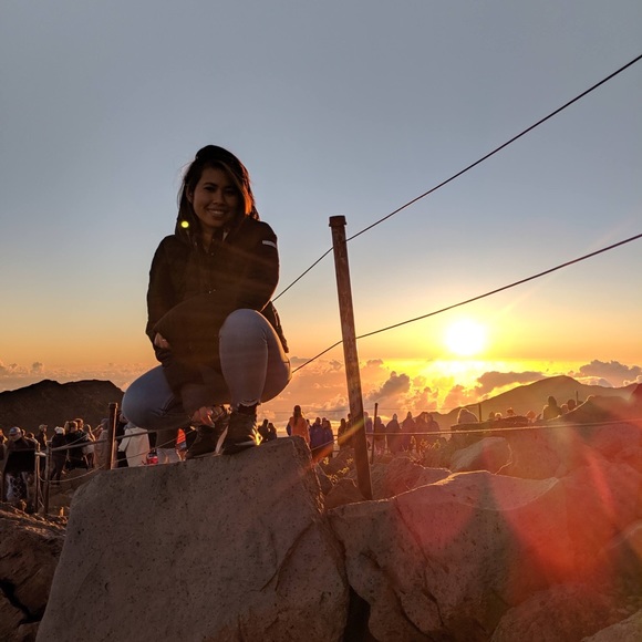 Hi! Nice to meet you! 🥰 - Picture 2 of 9